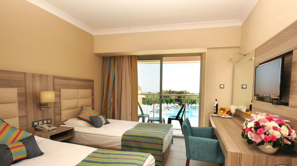 Insula Resort & Spa 5*